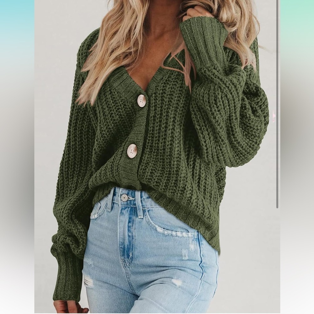 Chunky Knit Open Front Sweater Long Sleeve Button Loose Short Cardigan
8093 - Picture 4 of 9